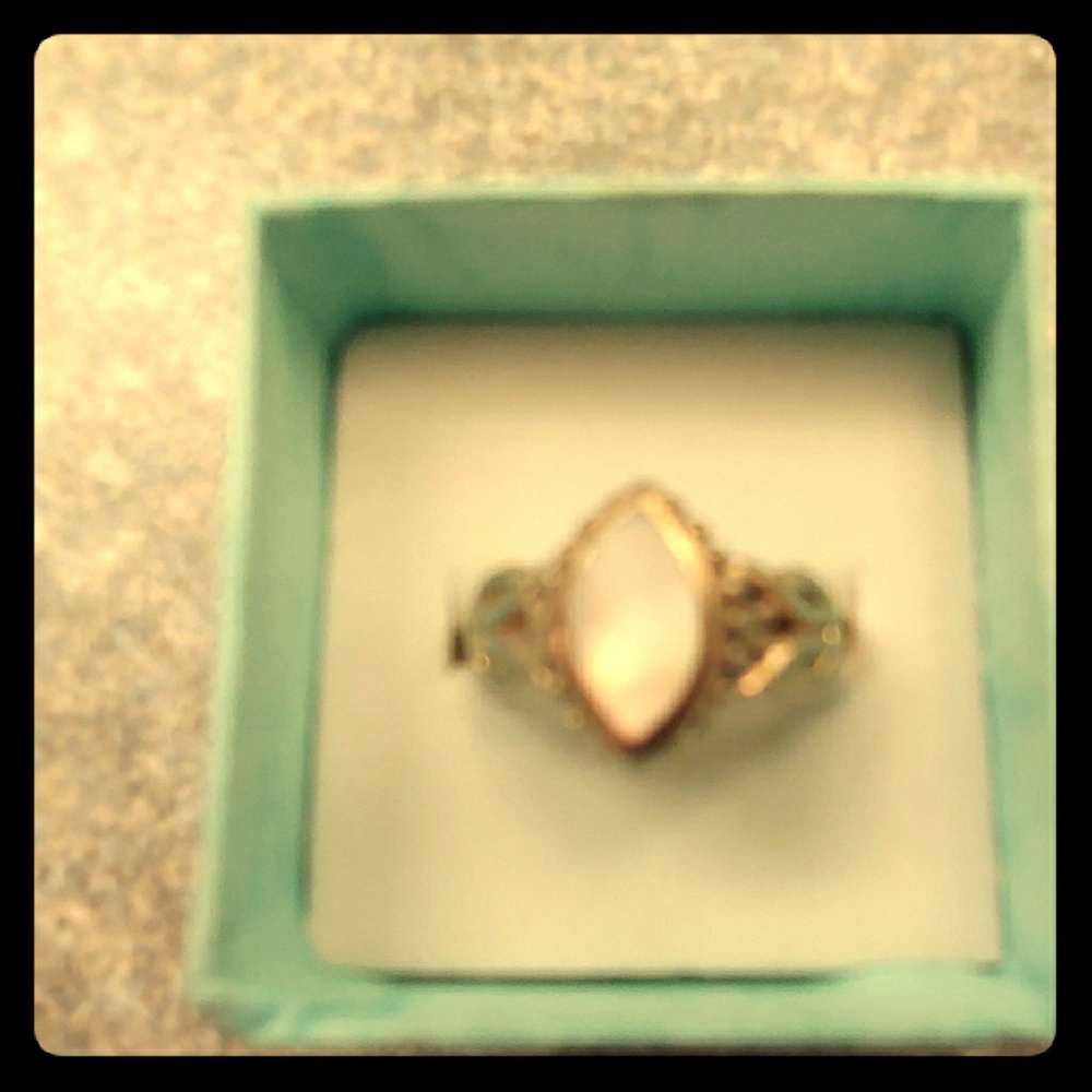 Mother of pearl sterling ring